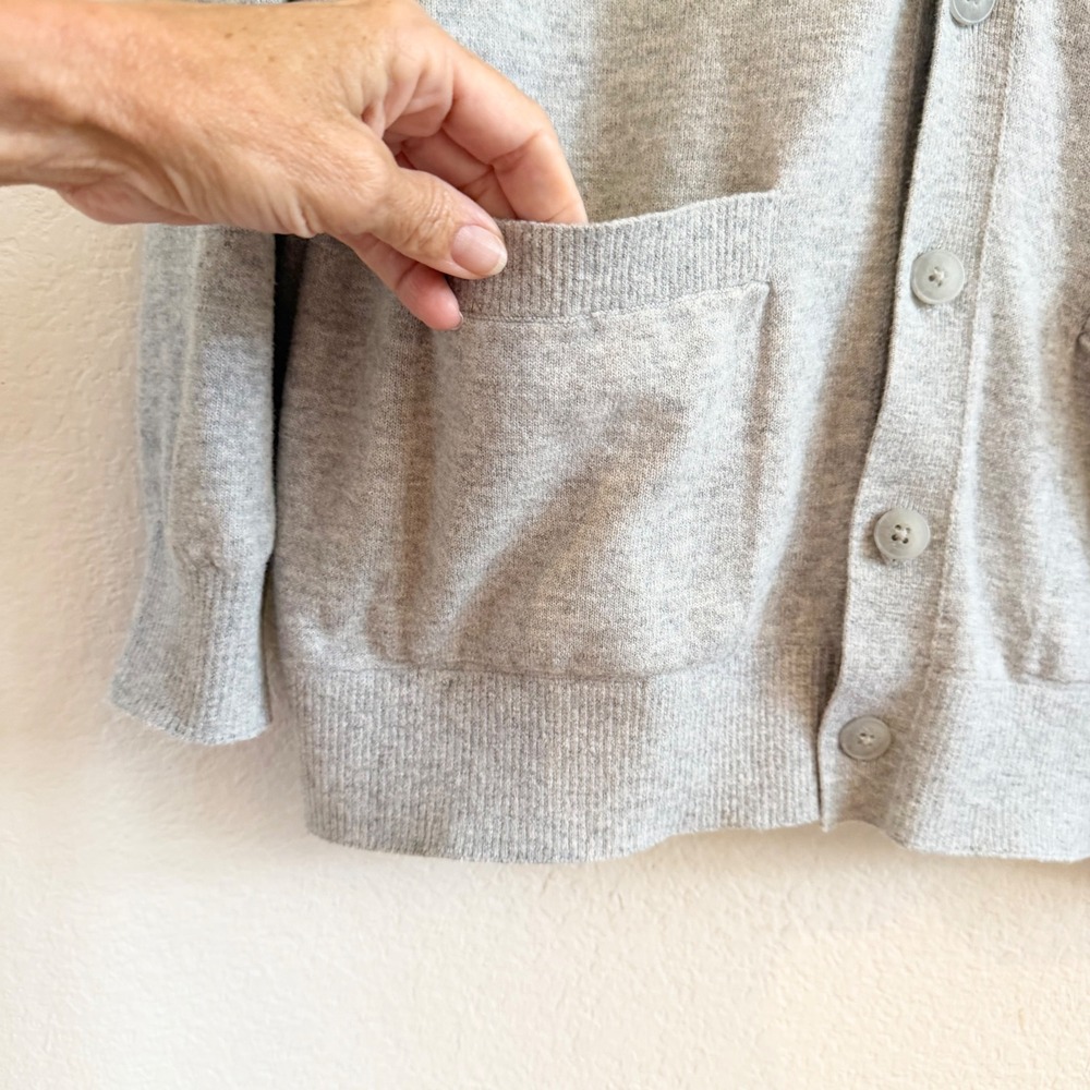 GAP Mens Cardigan Sweater Medium Gray Cotton Nylon Button Front V-Neck Pockets - Picture 3 of 14